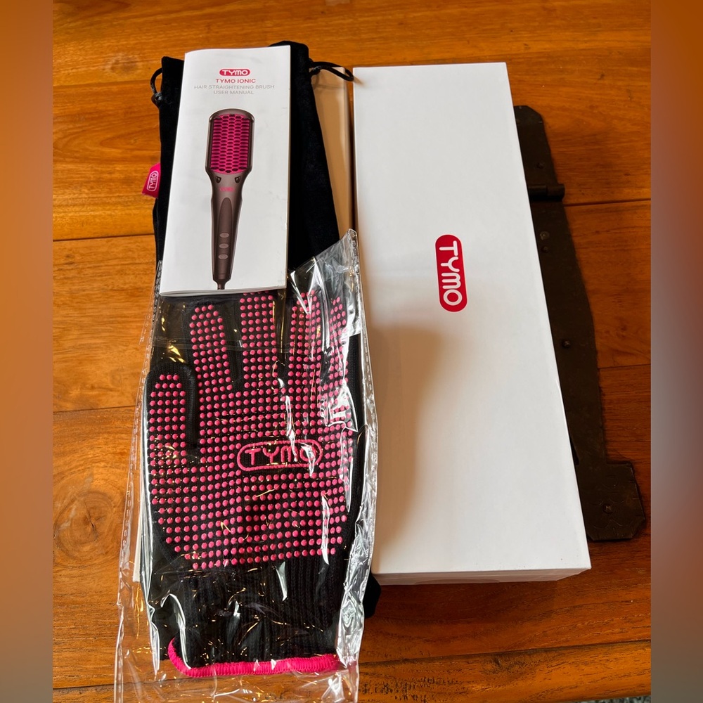 NIB TYMO Ionic Hair Straightening Brush